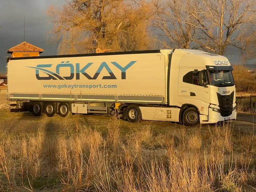 Modern Gökay Transport fleet with GPS tracking system